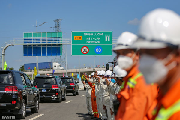 Cao tốc Trung Lương - Mỹ Thuận chính thức thông xe