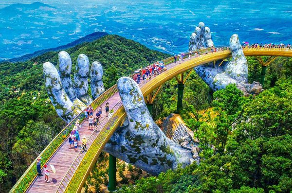 Golden Bridge – a sought-after destination in Da Nang Province