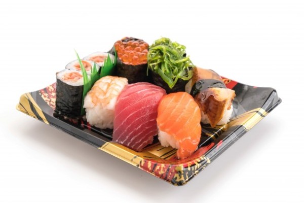 Bạn có thể hưởng thức các món ăn chuẩn Nhật tại đây (hình minh họa)