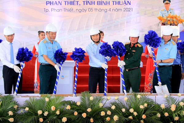 lễ khởi công sân bay Phan Thiết