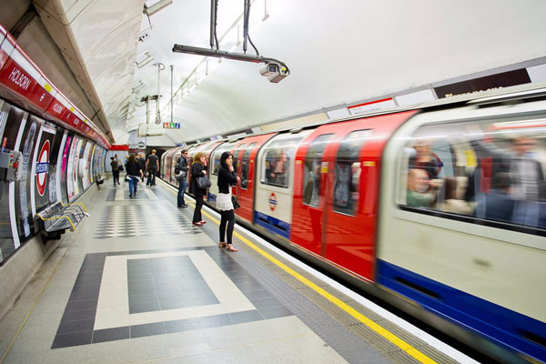 Hệ thống tàu điện ngầm tại Anh