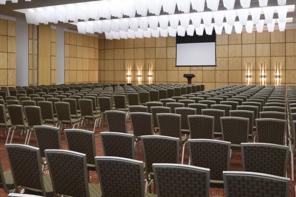 Phòng hội thảo thường có nhiều không gian khác nhau, phù hợp với từng tính chất của sự kiện hay hội thảo.