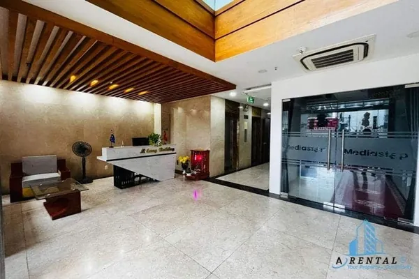 Khu vực sảnh tòa nhà để đón tiếp quý khách hàng và đối tác. Sảnh chung tiếp khách tại văn phòng ảo Tân Bình.
