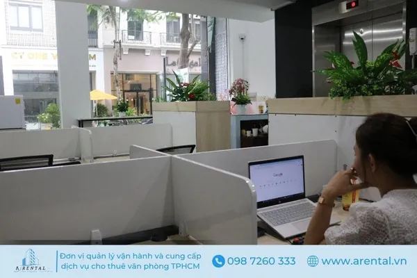 Cho thuê văn phòng ảo đi kèm chỗ ngồi làm việc thuận tiện Chỗ ngồi làm việc tại tòa nhà cho thuê văn phòng ảo TPHCM.