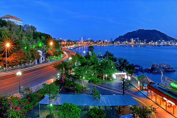 Hustle and bustle with activities of the coastal city of Vung Tau