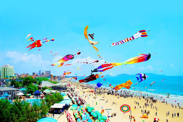 Các lễ hội du lịch biển được đầu tư tổ chức thường xuyên